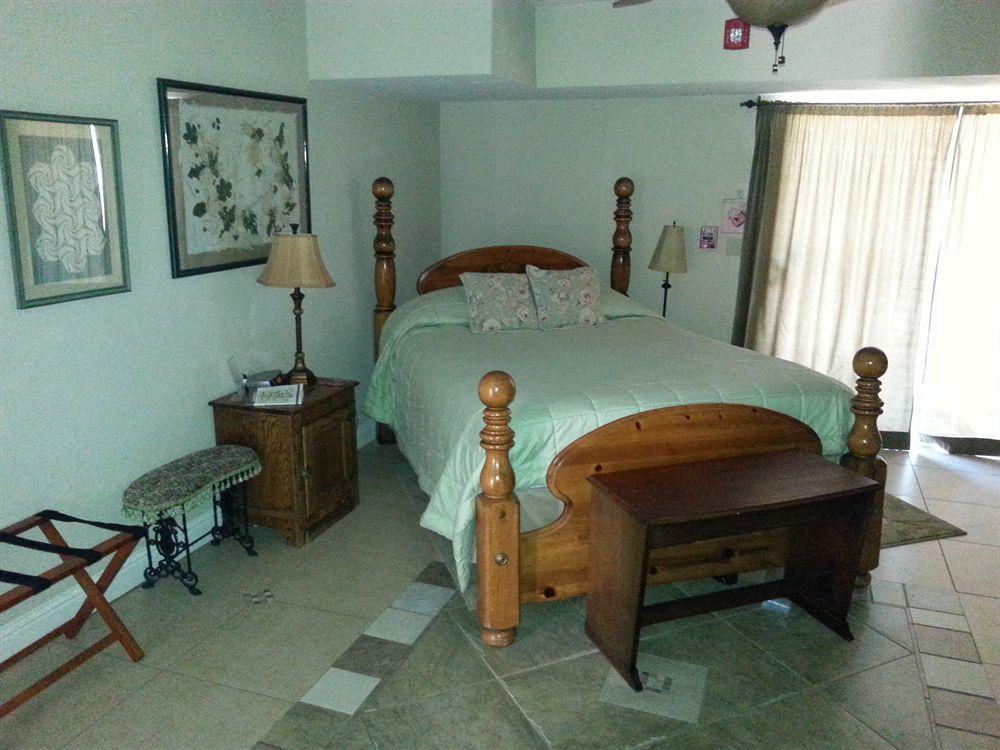 Yosemite Sierra View Bed & Breakfast Oakhurst Ngoại thất bức ảnh