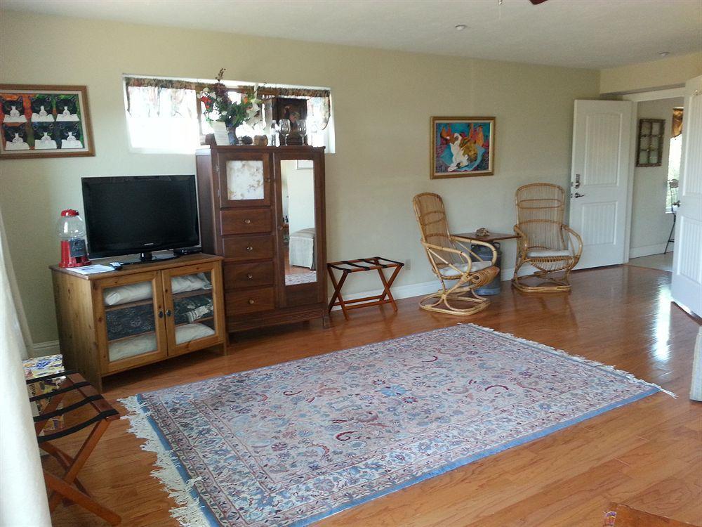Yosemite Sierra View Bed & Breakfast Oakhurst Ngoại thất bức ảnh