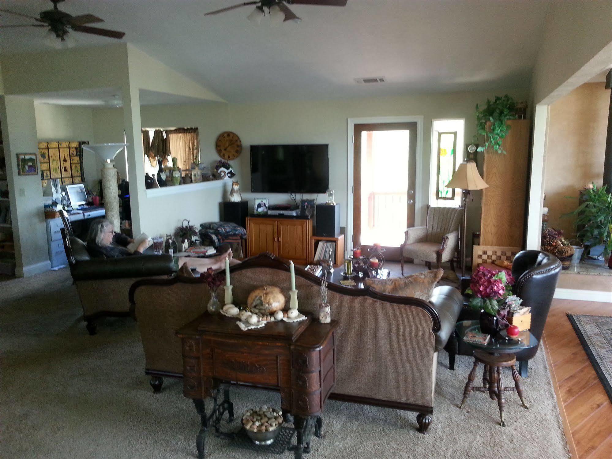 Yosemite Sierra View Bed & Breakfast Oakhurst Ngoại thất bức ảnh